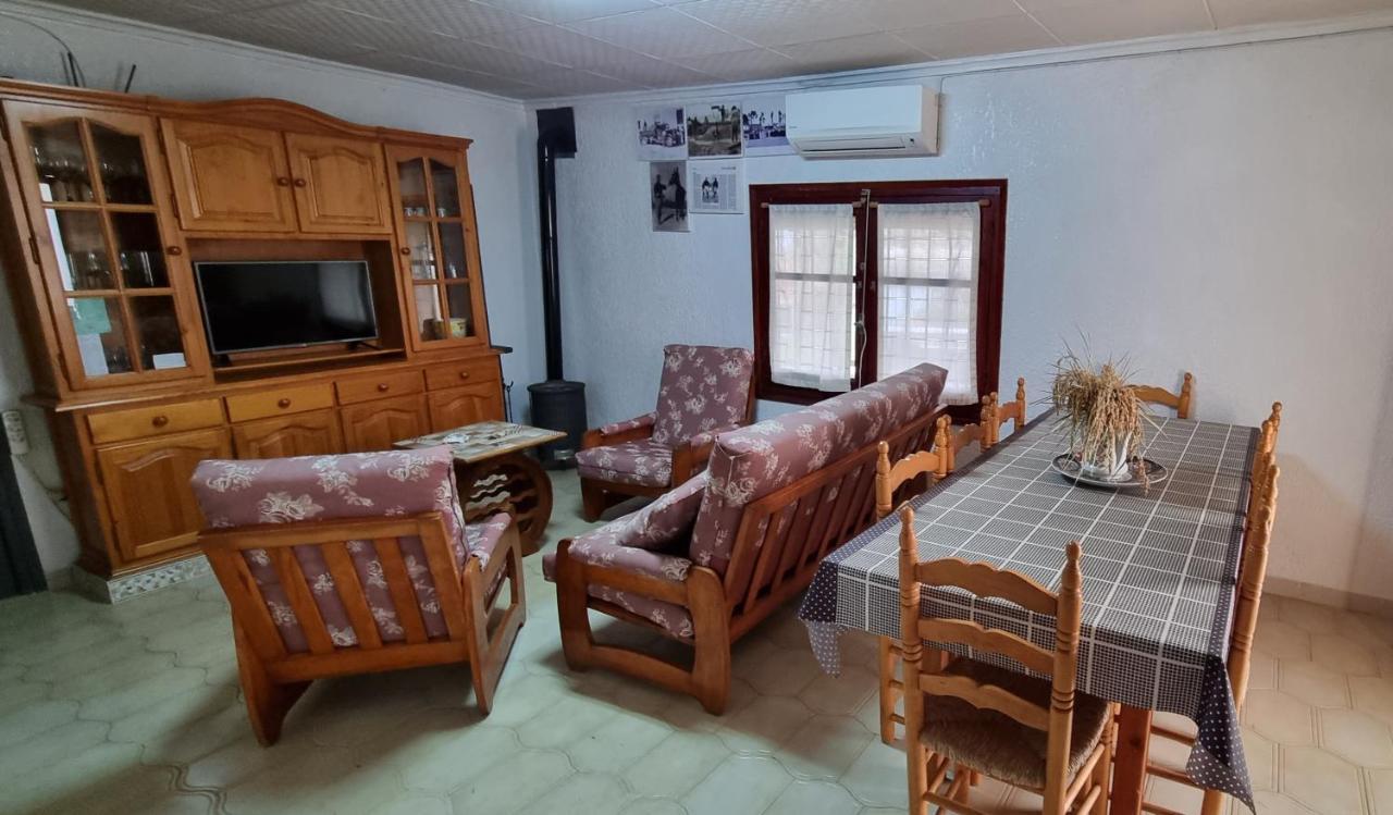 Casa Rural Carme De Nelis Deltebre Exterior foto